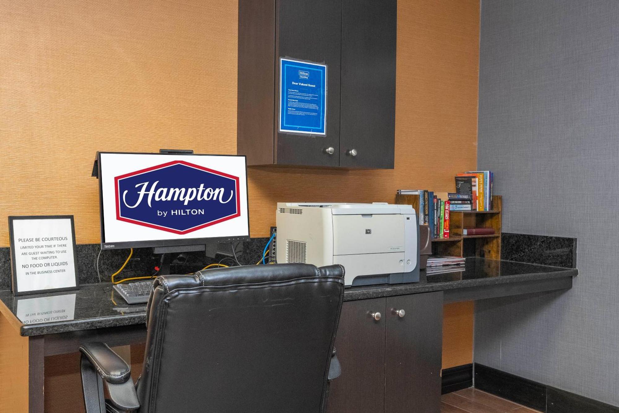 Hampton Inn By Hilton Spring Hill Timber Pines Экстерьер фото